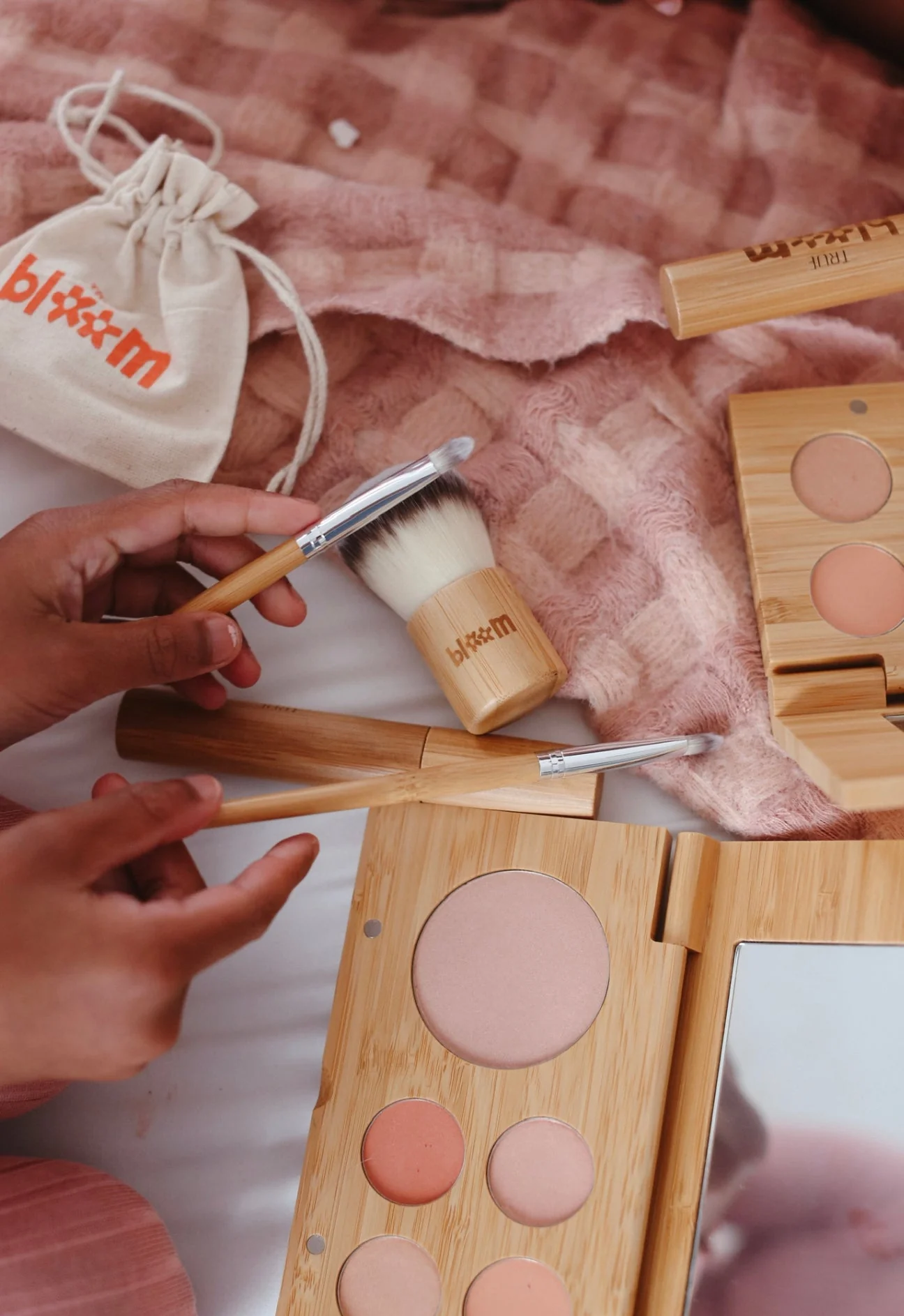 Truebloom Kids Bloom Makeup Kit - Image 5