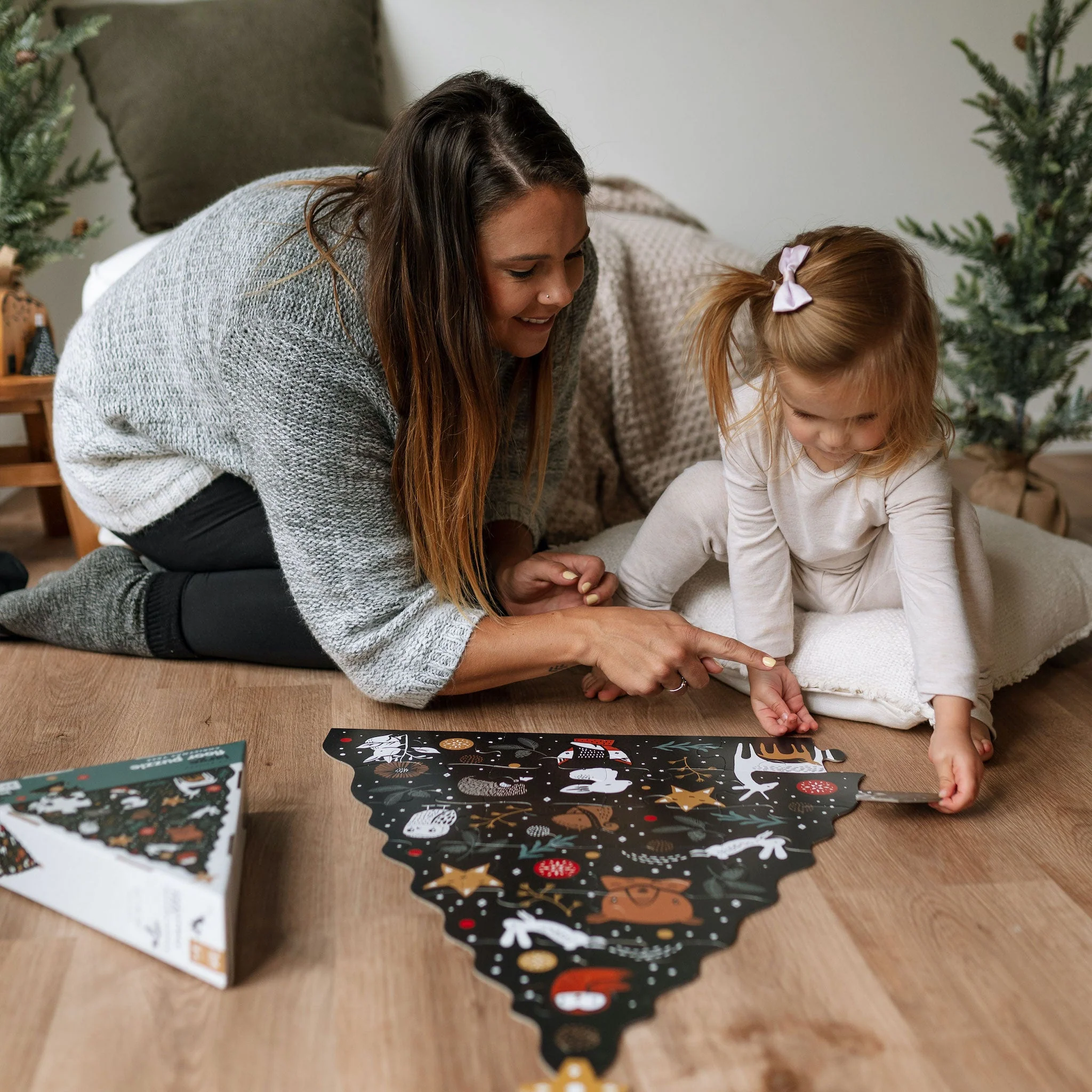 Wee Gallery Christmas Tree Floor Puzzle - Image 4