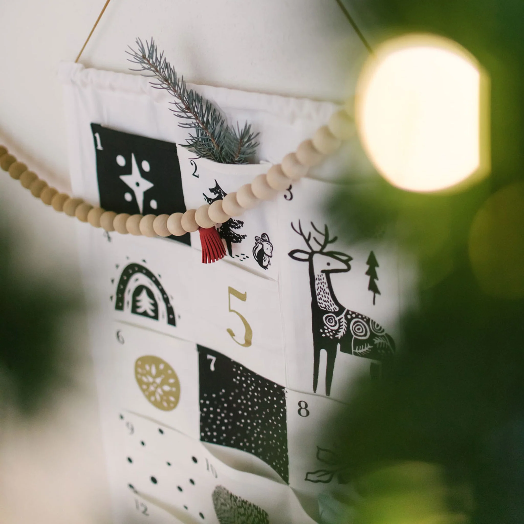 Wee Gallery Festive Friends 24 Pocket Advent Calendar - Image 7