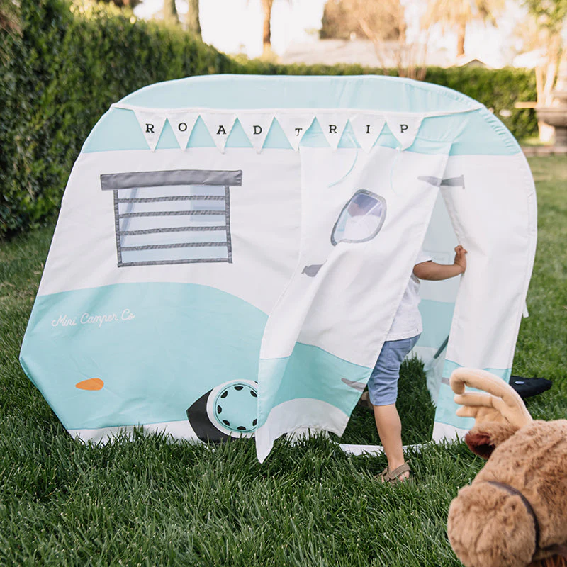 Wonder and Wise Blue Road Trip Camper - Image 4