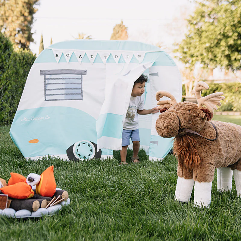 Wonder and Wise Blue Road Trip Camper - Image 5