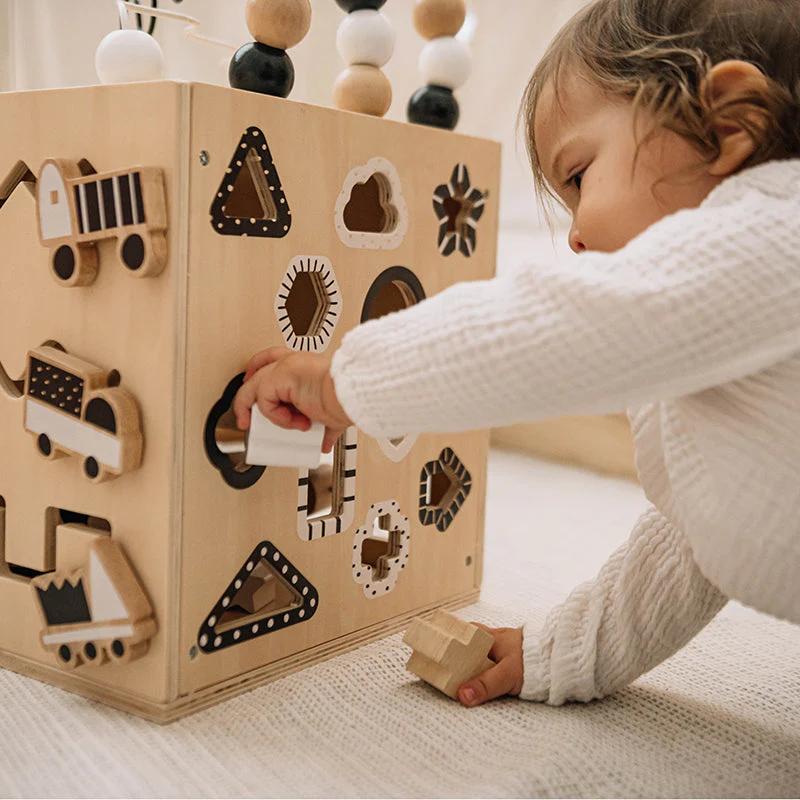 Wonder and Wise Busy Box - Image 5