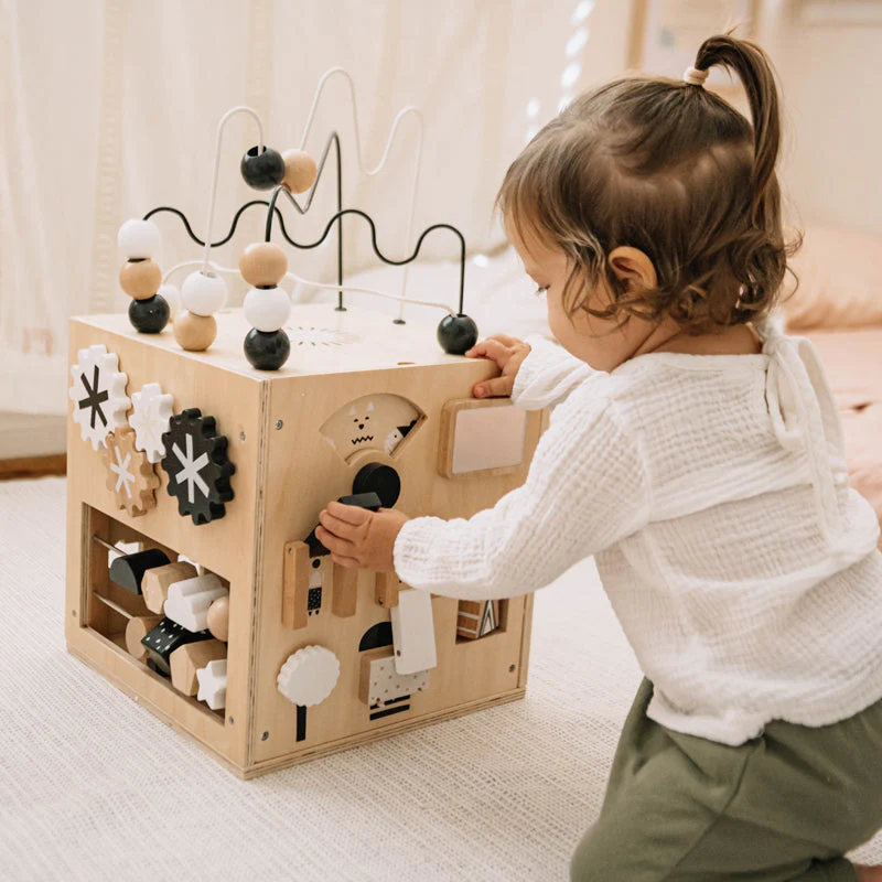 Wonder and Wise Busy Box - Image 6