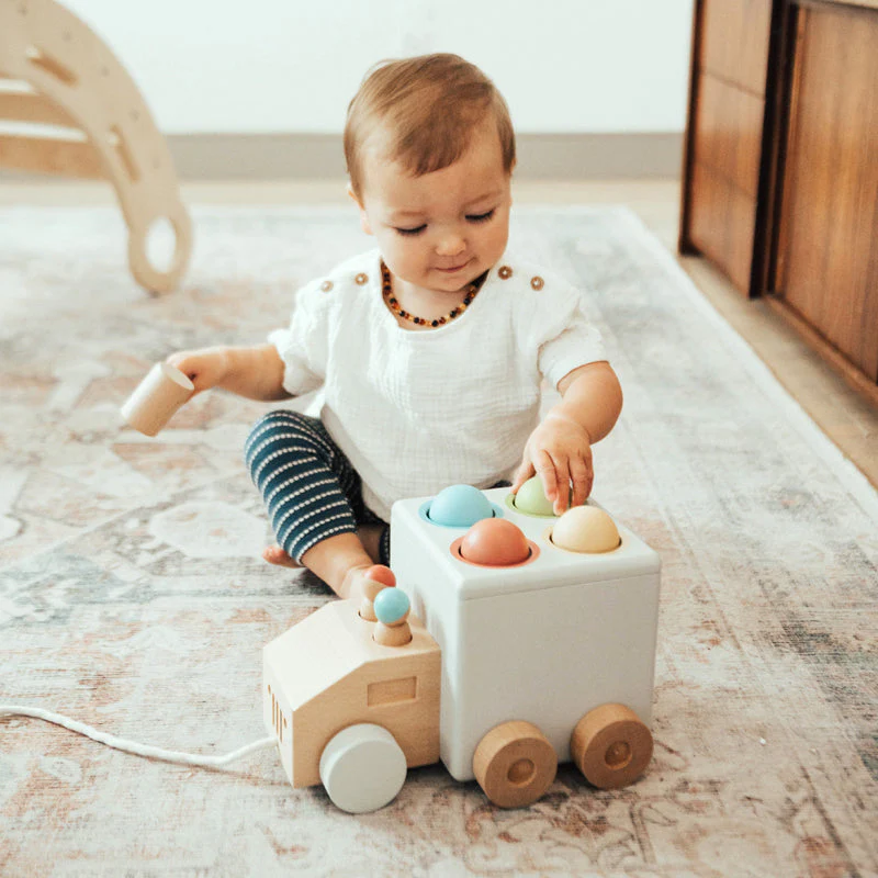 Wonder and Wise Hammer Time Pull Toy - Image 5