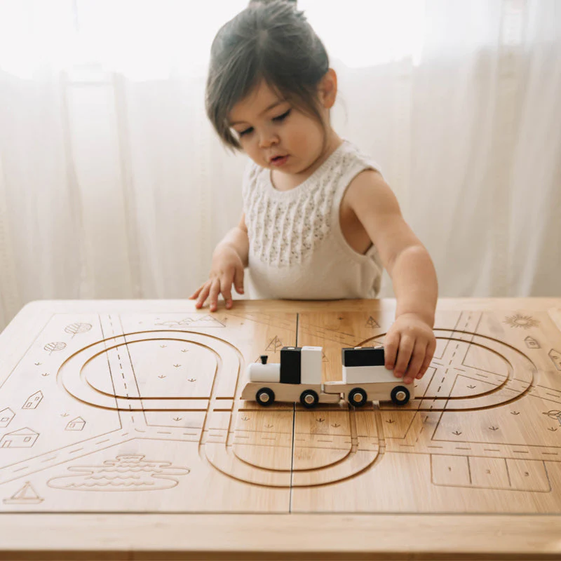 Wonder and Wise Land, Sand & Water Table - Image 7