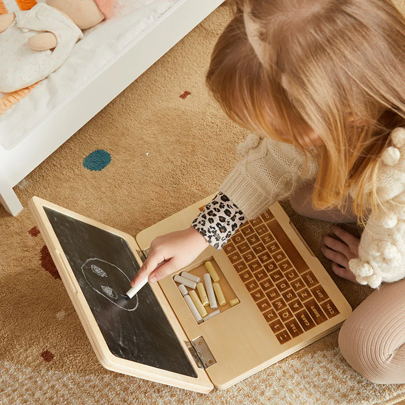 Wonder and Wise Nonstop Laptop - Image 4
